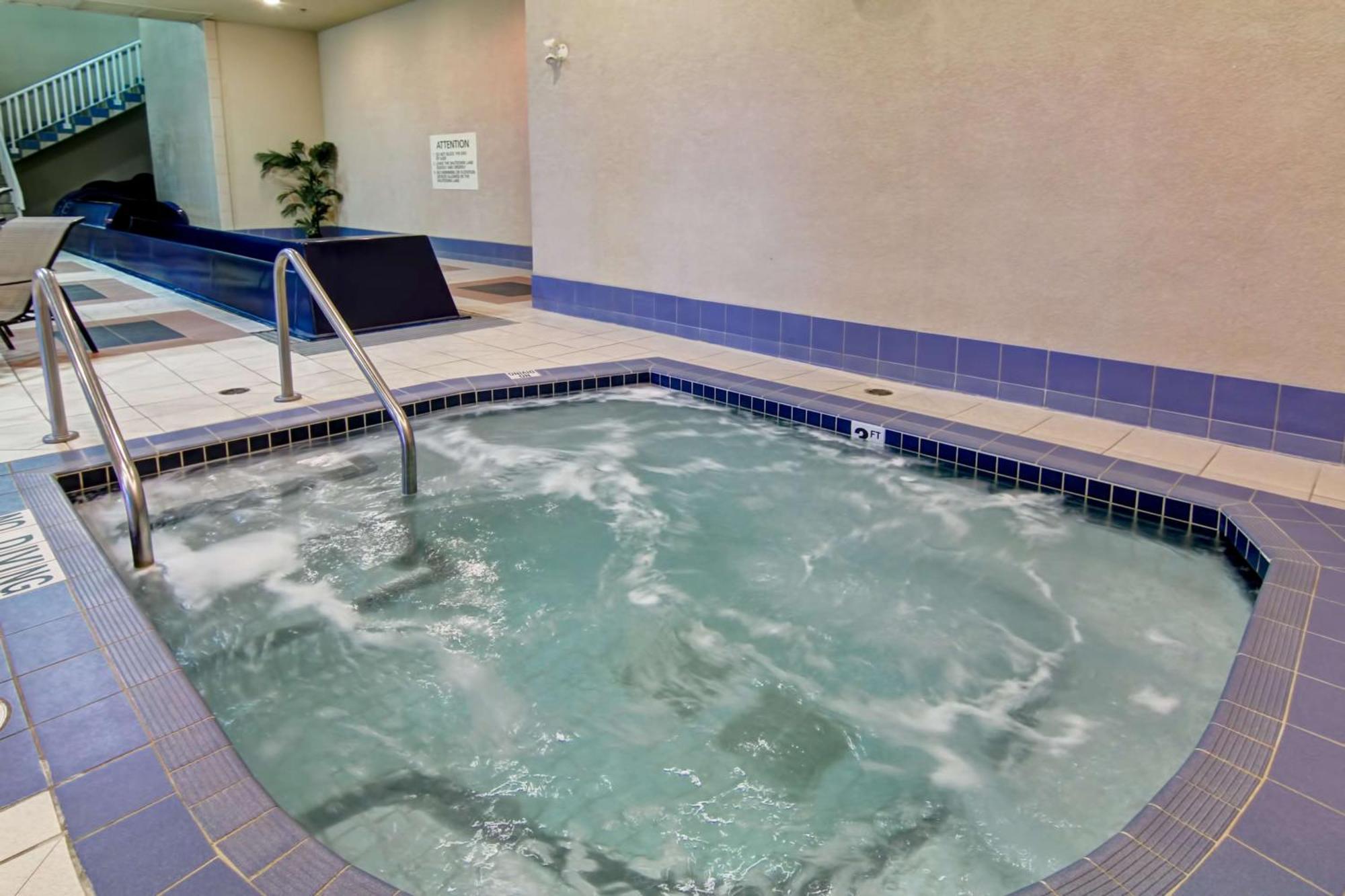 Hampton Inn By Hilton Kamloops Esterno foto