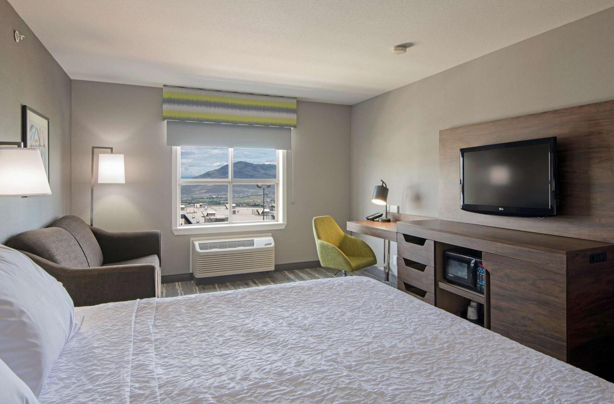Hampton Inn By Hilton Kamloops Esterno foto