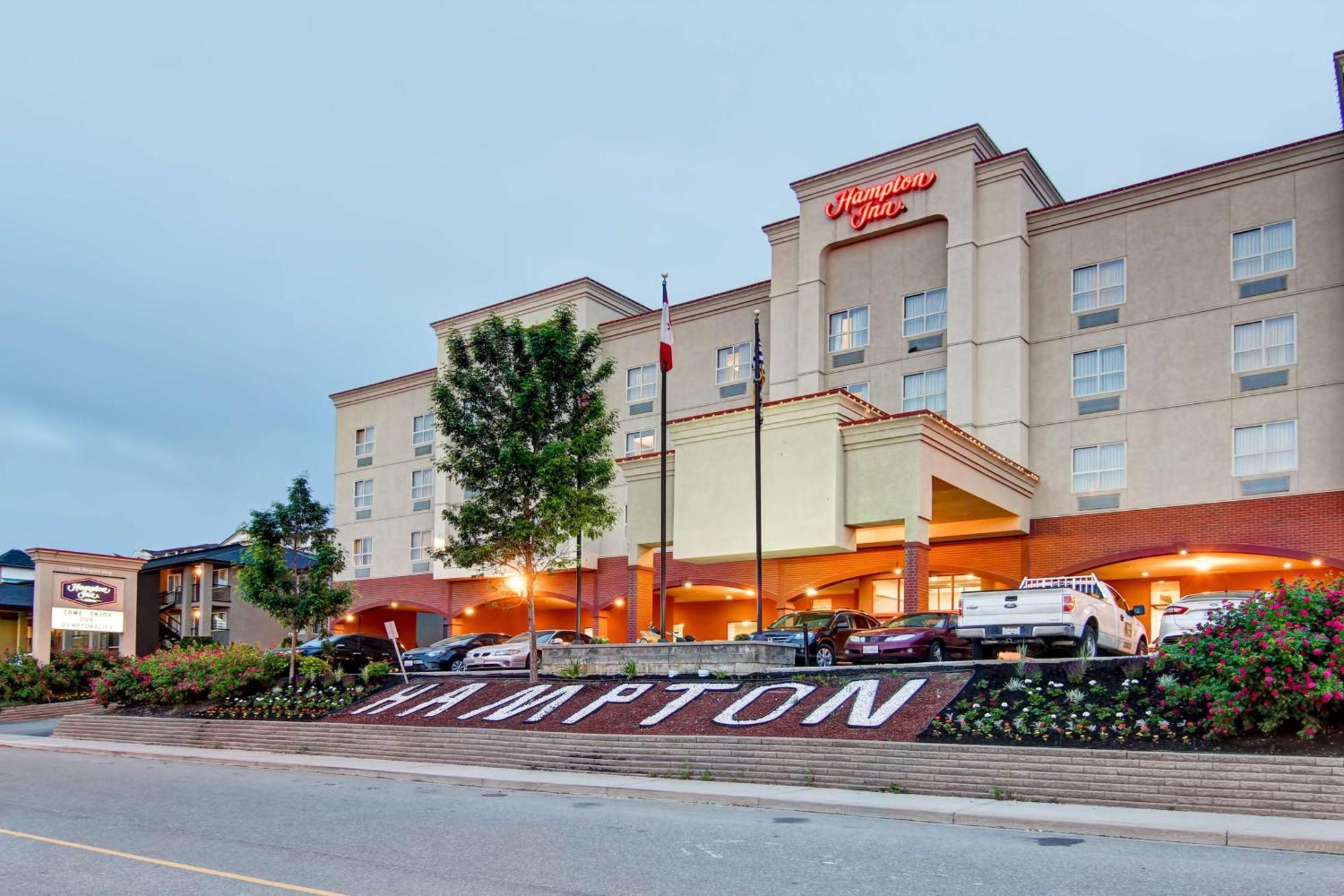 Hampton Inn By Hilton Kamloops Esterno foto