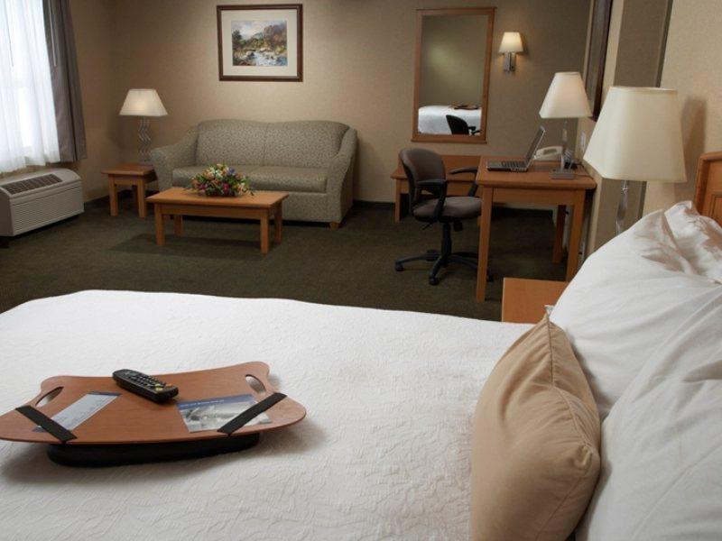 Hampton Inn By Hilton Kamloops Esterno foto