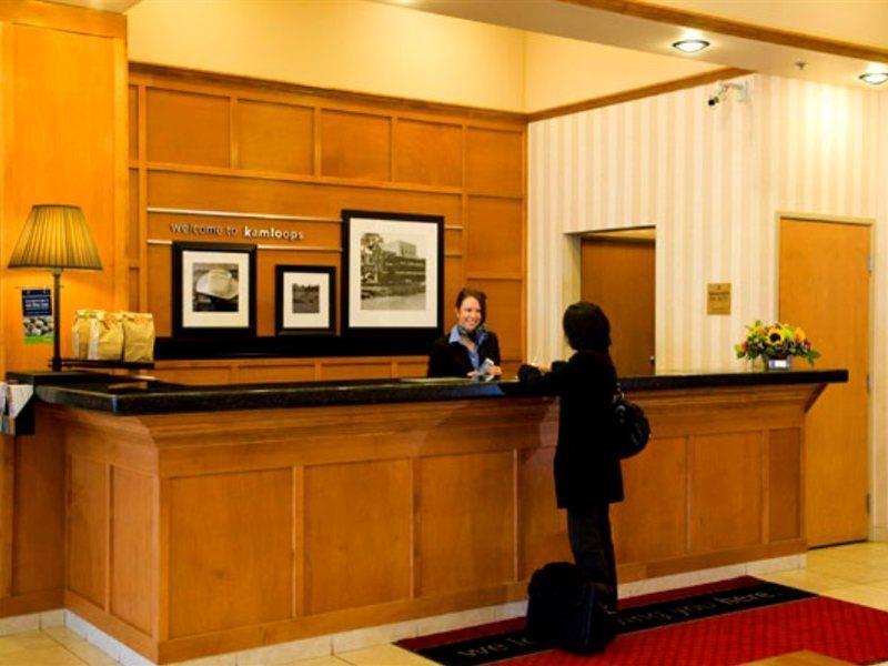 Hampton Inn By Hilton Kamloops Esterno foto